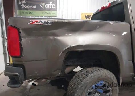 2015 Chevrolet Colorado Z71 z USA, uszkodzony, nr VIN 1GCGTCE30F1217741